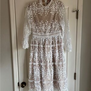Elegant White Lace Dress